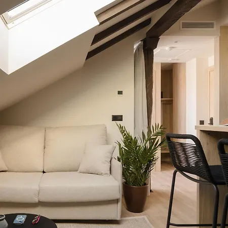 Libere Ledesma Apartamento *