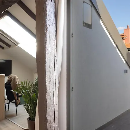 Libere Ledesma Apartamento *